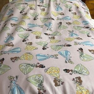 Lambs & Ivy Disney Baby Princesses Fitted Crib Sheet Cinderella, Belle, Tiana